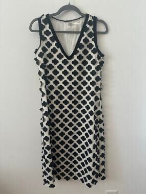 Leon Max Dress V-Neck Sleeveless Women's Size 0 Black Cream Clover Flower
